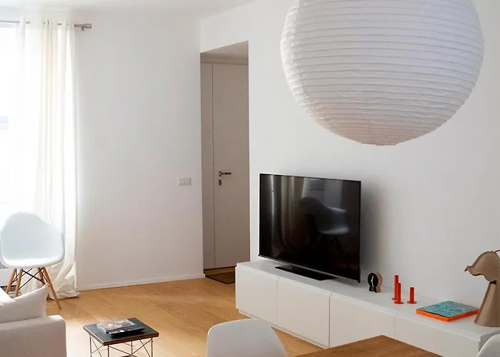 Design Loft In The Heart Of -bright For 4 * Olbia