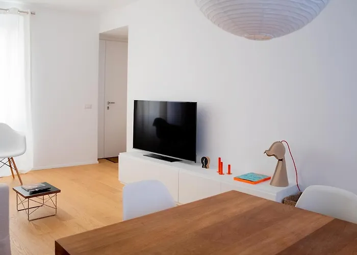 Apartment Design Loft In The Heart Of -bright For 4 *